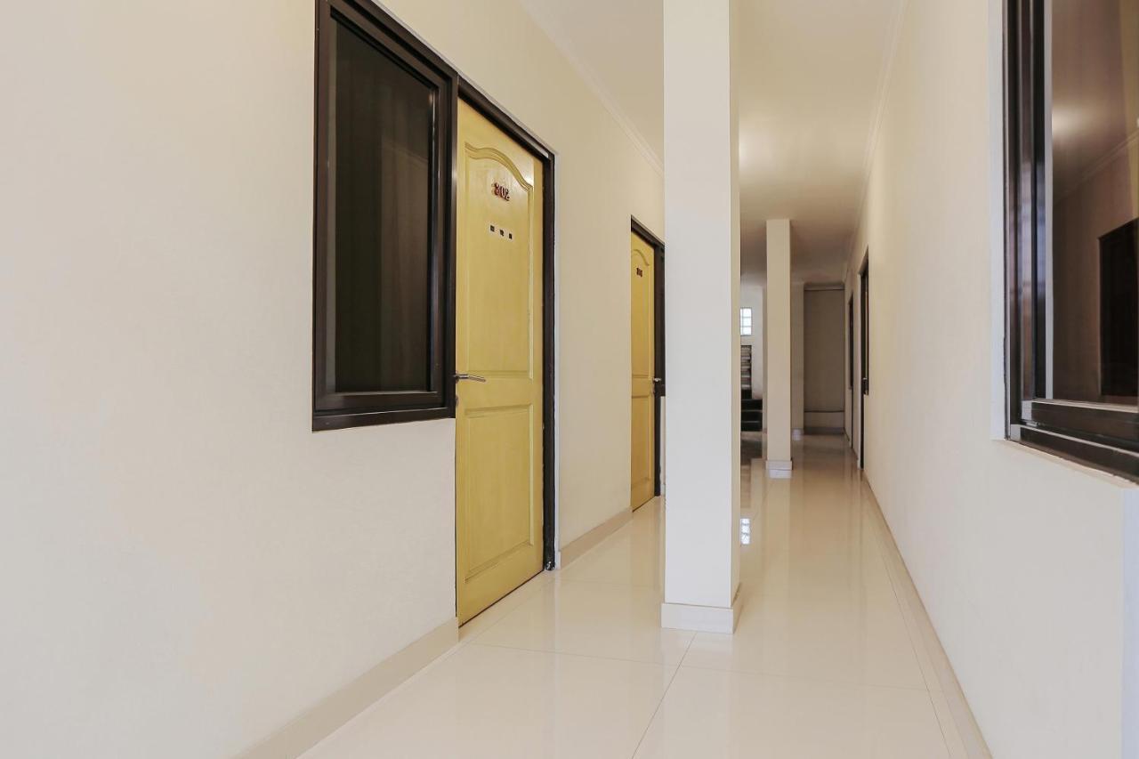 ג'קרטה Super Oyo Capital O 141 Fatmawati Cozy Residence מראה חיצוני תמונה